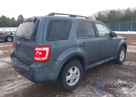 2012 Ford Escape Xlt z USA, uszkodzony, nr VIN 1FMCU9D74CKB65972